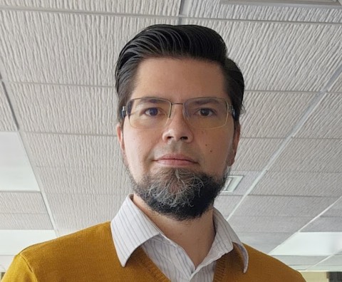 Hiram Calvo